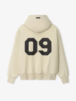 09 Classic Hoodie