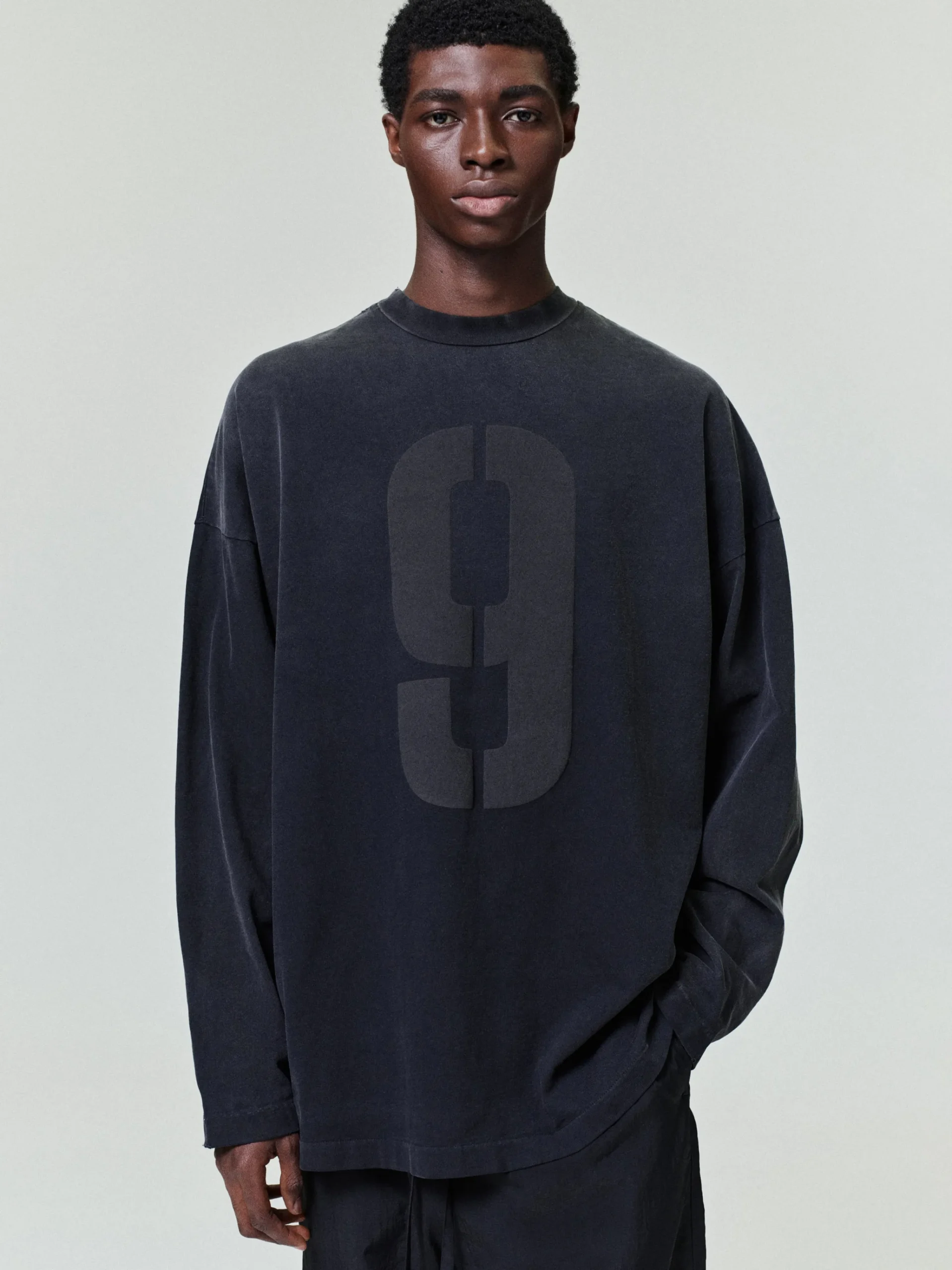 9 Long Sleeve Tee