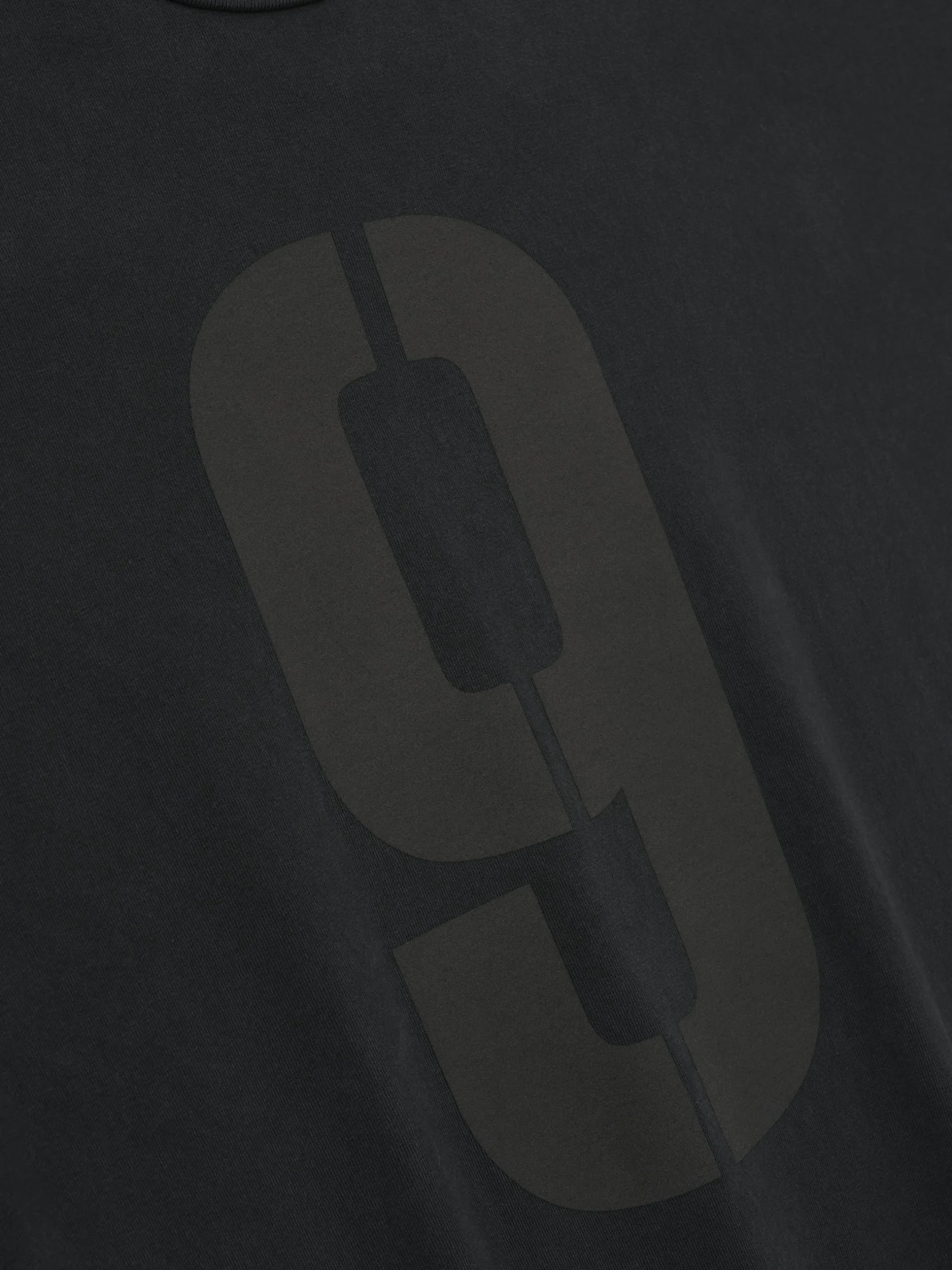 9 Long Sleeve Tee