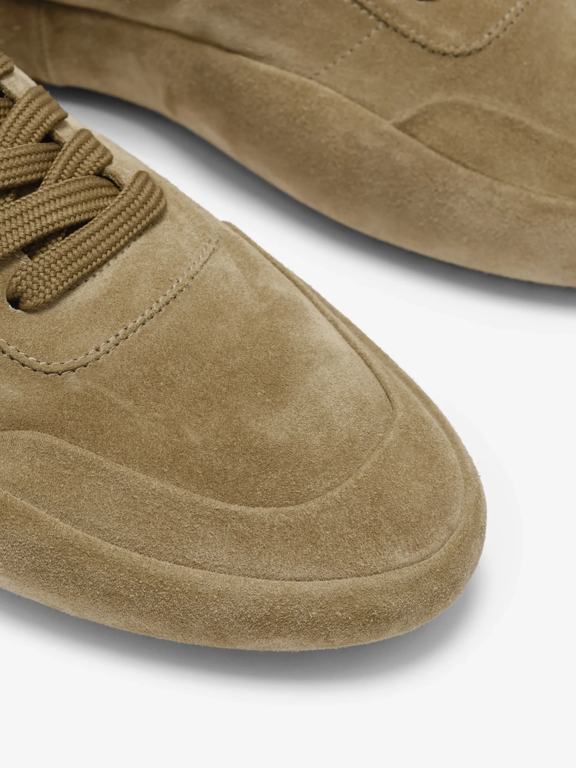 Suede Lace Up Runner