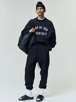 Varsity 90s Crewneck Sweatshirt
