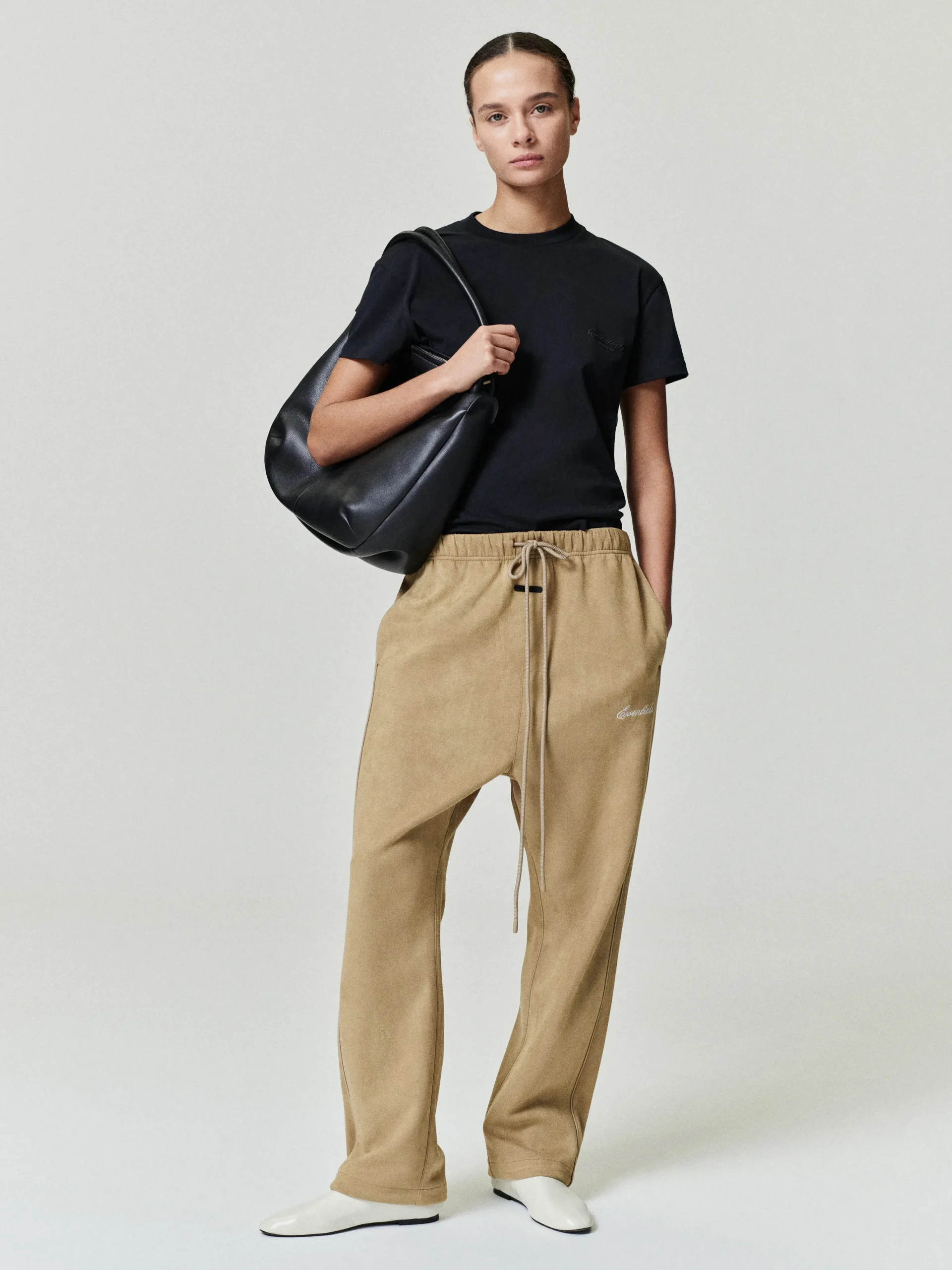 Womens Suede Fleece Signature Relaxed Pant