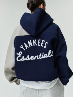 Yankees Raglan Half Zip Sport Hoodie