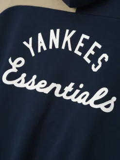 Yankees Raglan Half Zip Sport Hoodie